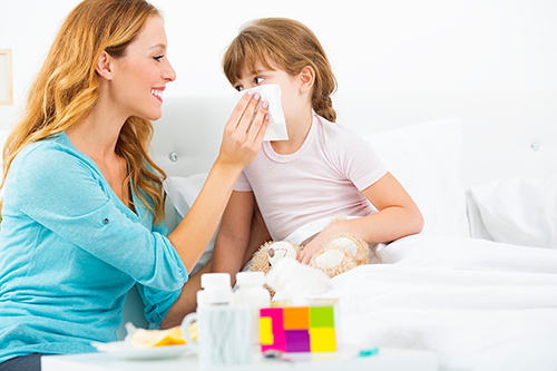 Předějděte komplikacím rýmy dětí, použijte OLYNTH® k uvolnění nosu.